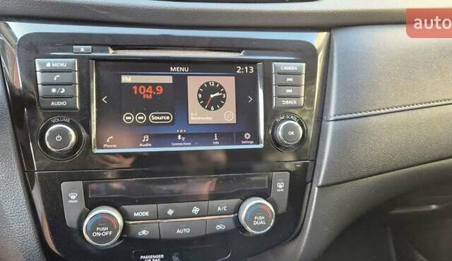 Серый Ниссан Rogue, объемом двигателя 2.5 л и пробегом 301 тыс. км за 11900 $, фото 18 на Automoto.ua