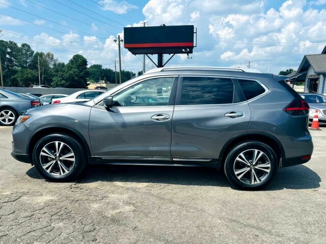 Серый Ниссан Rogue, объемом двигателя 2.5 л и пробегом 31 тыс. км за 10400 $, фото 3 на Automoto.ua