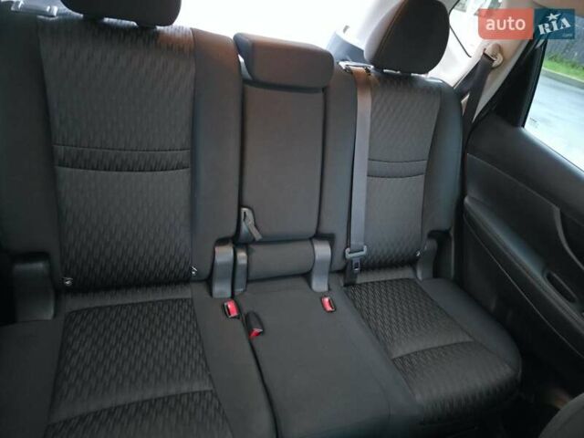 Серый Ниссан Rogue, объемом двигателя 2.49 л и пробегом 189 тыс. км за 13800 $, фото 34 на Automoto.ua