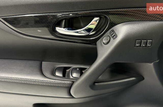 Серый Ниссан Rogue, объемом двигателя 2.49 л и пробегом 125 тыс. км за 20000 $, фото 33 на Automoto.ua