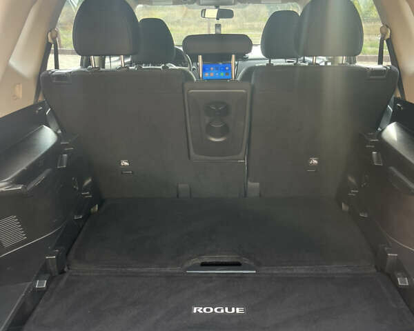Сірий Ніссан Rogue, об'ємом двигуна 2.49 л та пробігом 120 тис. км за 14000 $, фото 21 на Automoto.ua