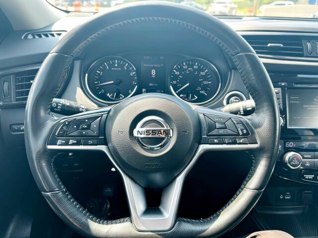 Серый Ниссан Rogue, объемом двигателя 2.5 л и пробегом 31 тыс. км за 10400 $, фото 10 на Automoto.ua