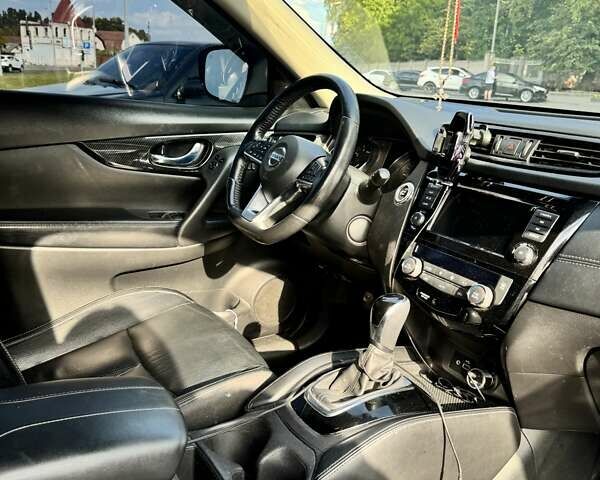 Сірий Ніссан Rogue, об'ємом двигуна 2.49 л та пробігом 250 тис. км за 13300 $, фото 7 на Automoto.ua