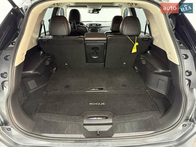 Серый Ниссан Rogue, объемом двигателя 2.49 л и пробегом 125 тыс. км за 20000 $, фото 40 на Automoto.ua