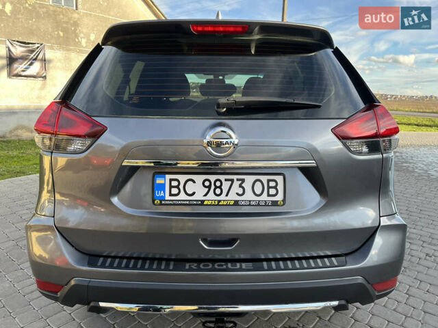 Серый Ниссан Rogue, объемом двигателя 2.49 л и пробегом 115 тыс. км за 12800 $, фото 26 на Automoto.ua