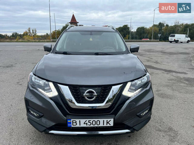 Серый Ниссан Rogue, объемом двигателя 2.49 л и пробегом 83 тыс. км за 16100 $, фото 1 на Automoto.ua