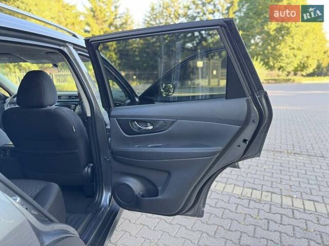 Серый Ниссан Rogue, объемом двигателя 2 л и пробегом 147 тыс. км за 15900 $, фото 16 на Automoto.ua