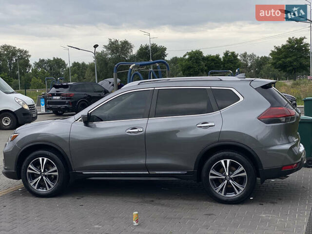 Серый Ниссан Rogue, объемом двигателя 2.49 л и пробегом 92 тыс. км за 16999 $, фото 4 на Automoto.ua