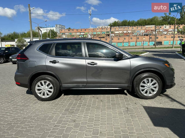 Серый Ниссан Rogue, объемом двигателя 2.5 л и пробегом 107 тыс. км за 15200 $, фото 26 на Automoto.ua