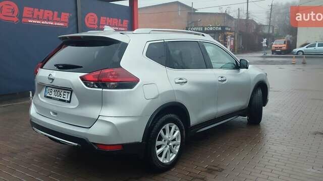 Серый Ниссан Rogue, объемом двигателя 2.49 л и пробегом 78 тыс. км за 17200 $, фото 7 на Automoto.ua