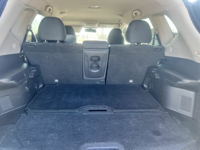 Серый Ниссан Rogue, объемом двигателя 2.5 л и пробегом 95 тыс. км за 16200 $, фото 4 на Automoto.ua