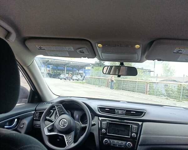 Сірий Ніссан Rogue, об'ємом двигуна 2.49 л та пробігом 150 тис. км за 14000 $, фото 7 на Automoto.ua