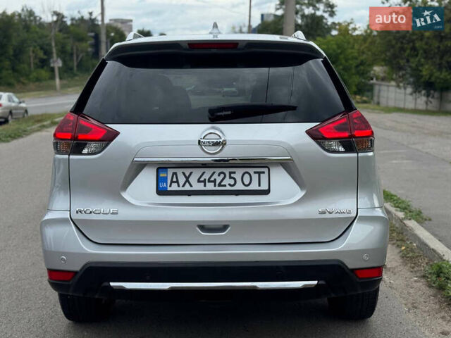 Сірий Ніссан Rogue, об'ємом двигуна 2.49 л та пробігом 61 тис. км за 16800 $, фото 8 на Automoto.ua