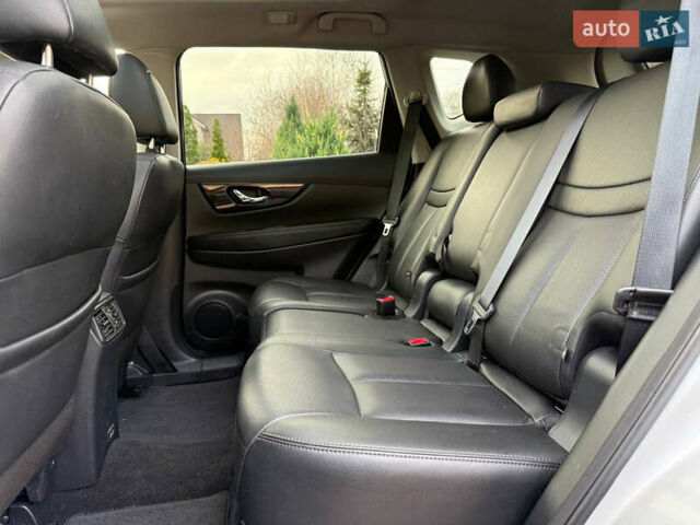 Сірий Ніссан Rogue, об'ємом двигуна 2.49 л та пробігом 87 тис. км за 17500 $, фото 11 на Automoto.ua
