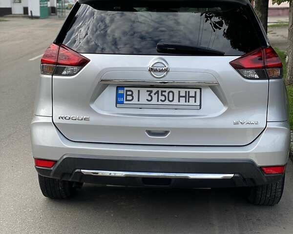 Серый Ниссан Rogue, объемом двигателя 2.5 л и пробегом 116 тыс. км за 16300 $, фото 7 на Automoto.ua