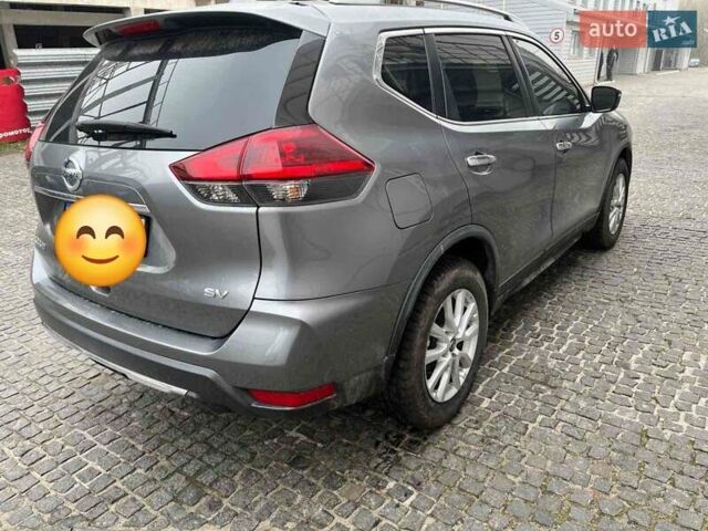 Серый Ниссан Rogue, объемом двигателя 2.49 л и пробегом 151 тыс. км за 14300 $, фото 2 на Automoto.ua