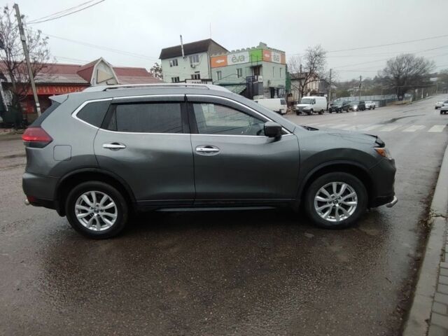 Сірий Ніссан Rogue, об'ємом двигуна 2.5 л та пробігом 135 тис. км за 17300 $, фото 4 на Automoto.ua