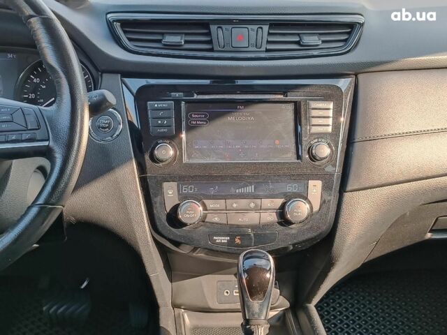 Серый Ниссан Rogue, объемом двигателя 2.5 л и пробегом 57 тыс. км за 15890 $, фото 16 на Automoto.ua