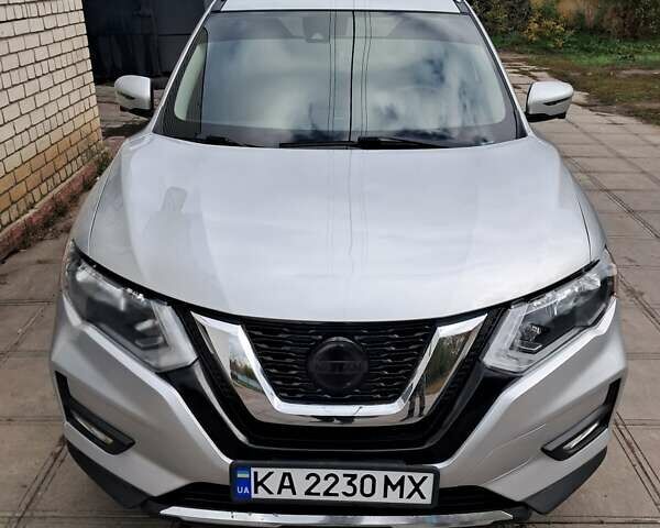 Сірий Ніссан Rogue, об'ємом двигуна 2.49 л та пробігом 137 тис. км за 15500 $, фото 2 на Automoto.ua