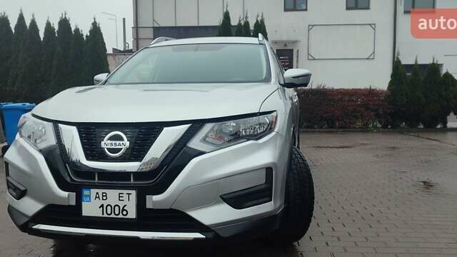 Серый Ниссан Rogue, объемом двигателя 2.49 л и пробегом 78 тыс. км за 17200 $, фото 1 на Automoto.ua