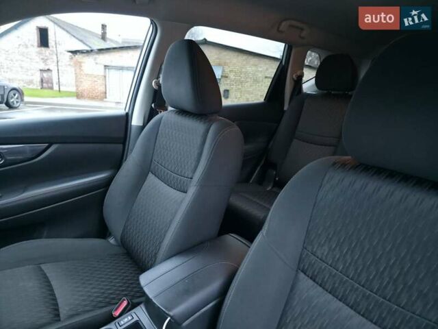 Серый Ниссан Rogue, объемом двигателя 2.49 л и пробегом 189 тыс. км за 13800 $, фото 30 на Automoto.ua