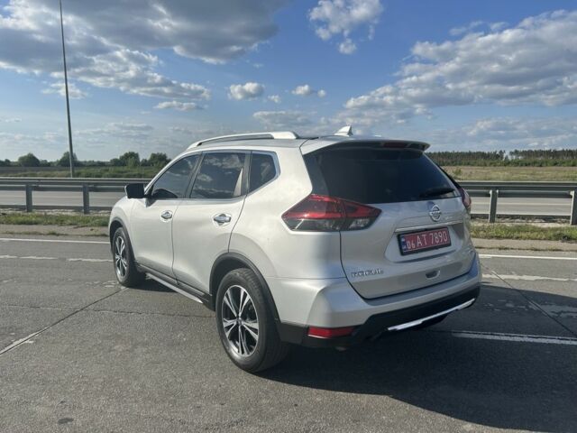 Серый Ниссан Rogue, объемом двигателя 2.49 л и пробегом 112 тыс. км за 15700 $, фото 1 на Automoto.ua