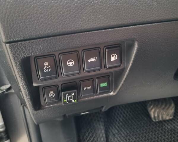 Серый Ниссан Rogue, объемом двигателя 2.49 л и пробегом 139 тыс. км за 14800 $, фото 31 на Automoto.ua