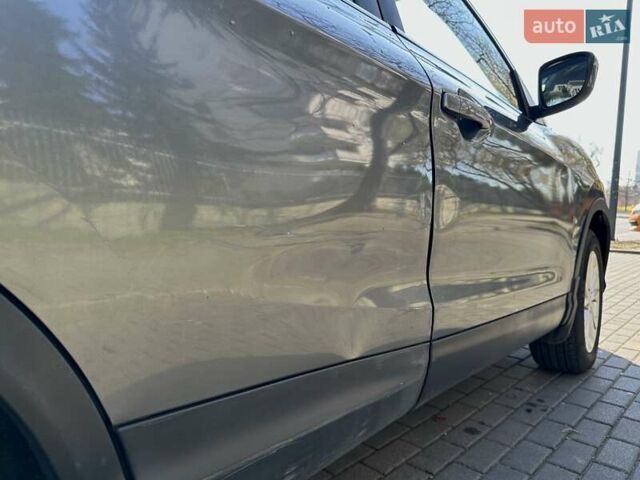 Серый Ниссан Rogue, объемом двигателя 2 л и пробегом 81 тыс. км за 14000 $, фото 6 на Automoto.ua