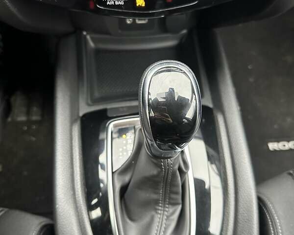 Серый Ниссан Rogue, объемом двигателя 2.5 л и пробегом 117 тыс. км за 14900 $, фото 16 на Automoto.ua