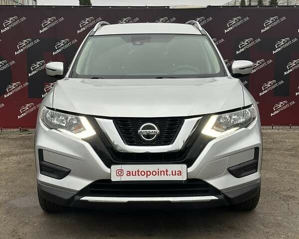 Серый Ниссан Rogue, объемом двигателя 2.5 л и пробегом 117 тыс. км за 14900 $, фото 1 на Automoto.ua