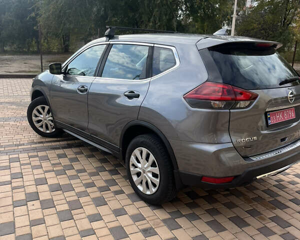 Сірий Ніссан Rogue, об'ємом двигуна 2.49 л та пробігом 120 тис. км за 14000 $, фото 12 на Automoto.ua