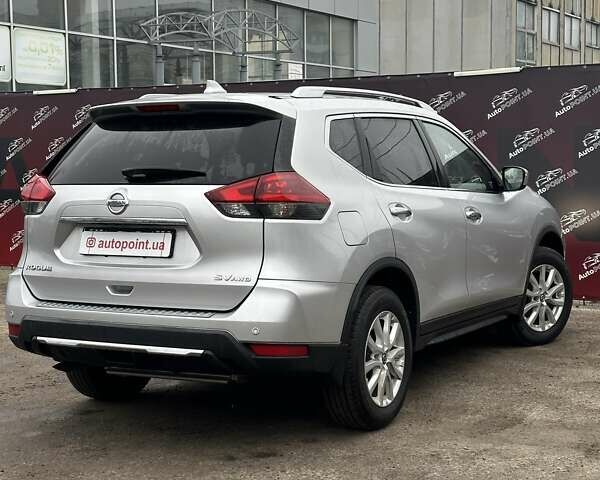 Серый Ниссан Rogue, объемом двигателя 2.5 л и пробегом 117 тыс. км за 14900 $, фото 7 на Automoto.ua
