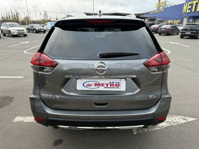 Серый Ниссан Rogue, объемом двигателя 2.5 л и пробегом 70 тыс. км за 14800 $, фото 4 на Automoto.ua