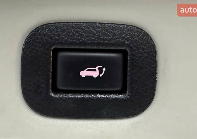 Серый Ниссан Rogue, объемом двигателя 2.49 л и пробегом 125 тыс. км за 20000 $, фото 41 на Automoto.ua