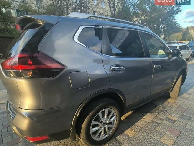 Серый Ниссан Rogue, объемом двигателя 2.49 л и пробегом 72 тыс. км за 15200 $, фото 7 на Automoto.ua