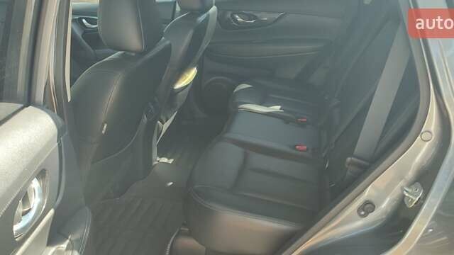 Серый Ниссан Rogue, объемом двигателя 2.49 л и пробегом 115 тыс. км за 15200 $, фото 23 на Automoto.ua