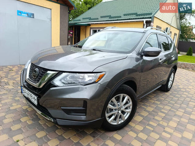 Сірий Ніссан Rogue, об'ємом двигуна 2.49 л та пробігом 118 тис. км за 16700 $, фото 3 на Automoto.ua