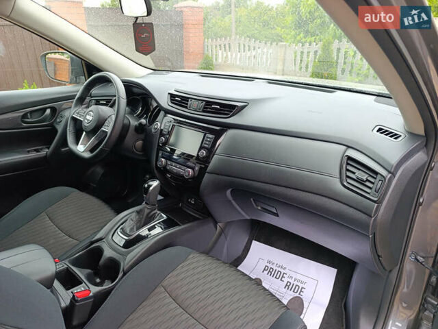 Сірий Ніссан Rogue, об'ємом двигуна 2.49 л та пробігом 118 тис. км за 16700 $, фото 10 на Automoto.ua