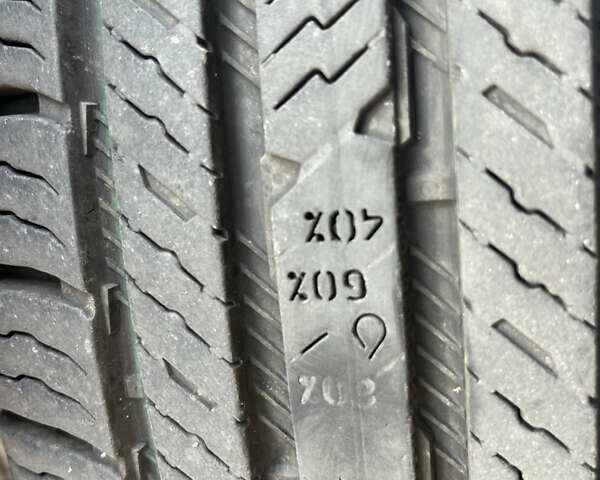 Сірий Ніссан Rogue, об'ємом двигуна 2.49 л та пробігом 120 тис. км за 14000 $, фото 24 на Automoto.ua