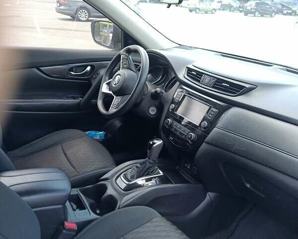 Сірий Ніссан Rogue, об'ємом двигуна 2.49 л та пробігом 150 тис. км за 14000 $, фото 9 на Automoto.ua