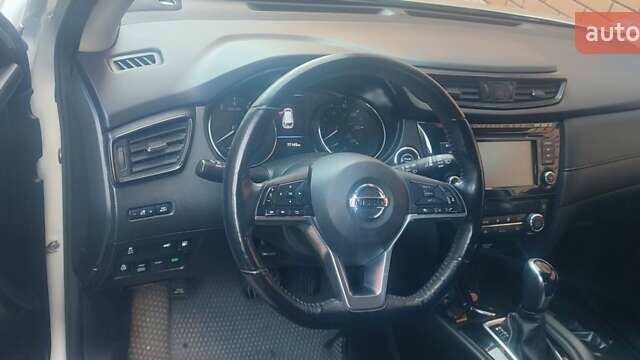 Серый Ниссан Rogue, объемом двигателя 2.49 л и пробегом 78 тыс. км за 17200 $, фото 12 на Automoto.ua