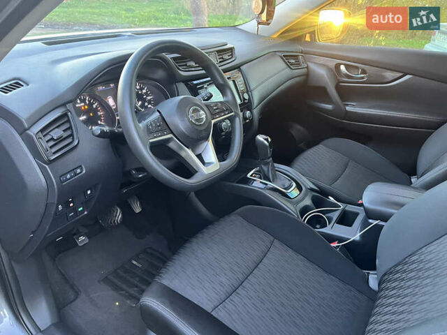 Серый Ниссан Rogue, объемом двигателя 2.49 л и пробегом 115 тыс. км за 12800 $, фото 52 на Automoto.ua