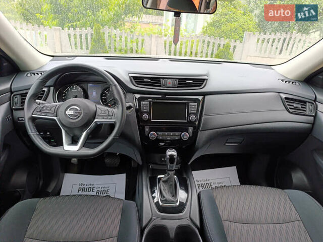 Сірий Ніссан Rogue, об'ємом двигуна 2.49 л та пробігом 118 тис. км за 16700 $, фото 8 на Automoto.ua