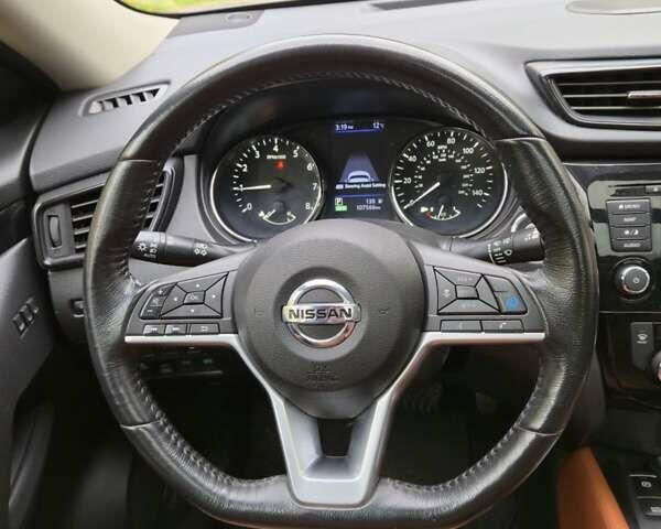 Серый Ниссан Rogue, объемом двигателя 2.49 л и пробегом 107 тыс. км за 16450 $, фото 18 на Automoto.ua