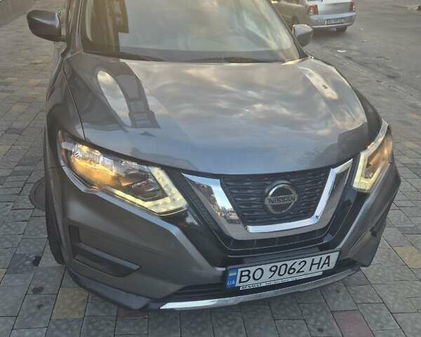 Серый Ниссан Rogue, объемом двигателя 2.49 л и пробегом 72 тыс. км за 15200 $, фото 12 на Automoto.ua