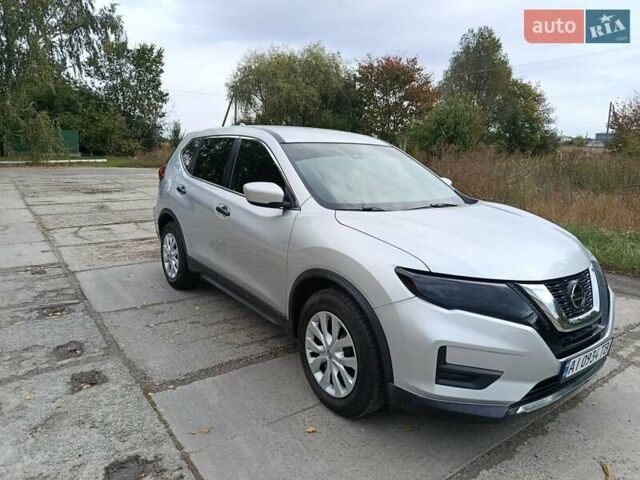 Серый Ниссан Rogue, объемом двигателя 2.5 л и пробегом 22 тыс. км за 15000 $, фото 6 на Automoto.ua