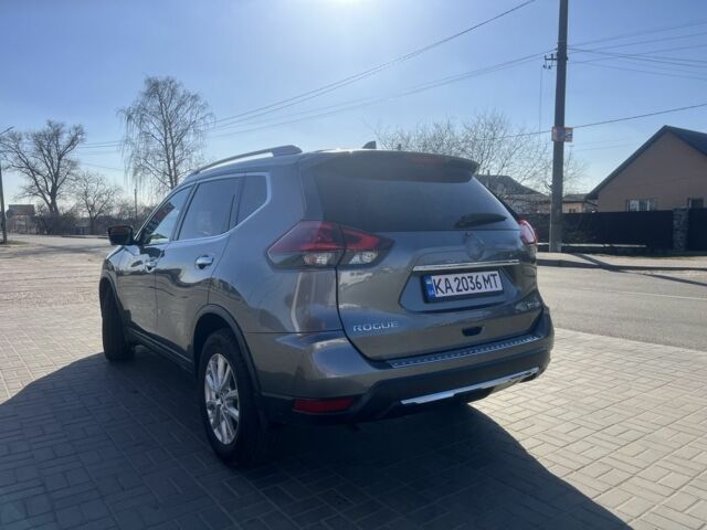 Серый Ниссан Rogue, объемом двигателя 2.5 л и пробегом 95 тыс. км за 16200 $, фото 8 на Automoto.ua