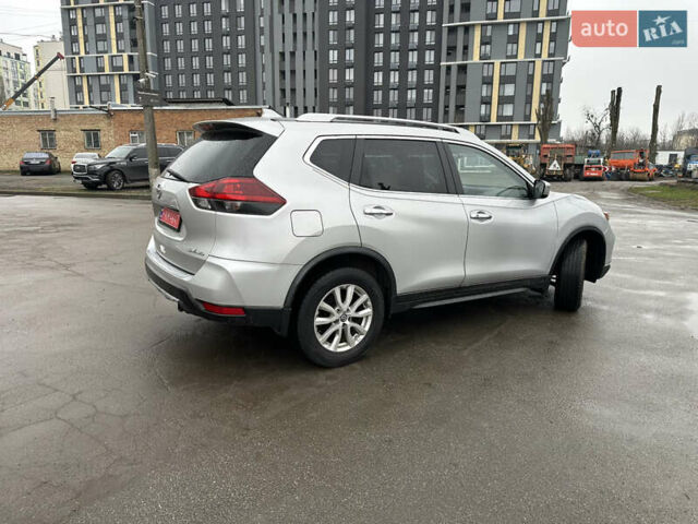 Сірий Ніссан Rogue, об'ємом двигуна 2.49 л та пробігом 133 тис. км за 14300 $, фото 9 на Automoto.ua