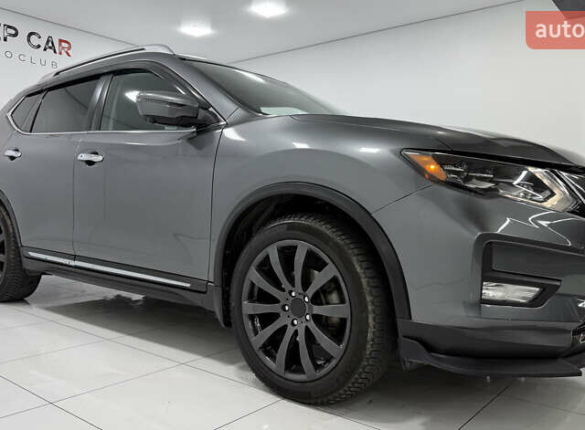 Серый Ниссан Rogue, объемом двигателя 2.49 л и пробегом 125 тыс. км за 20000 $, фото 9 на Automoto.ua