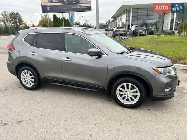 Серый Ниссан Rogue, объемом двигателя 2.49 л и пробегом 83 тыс. км за 16100 $, фото 22 на Automoto.ua